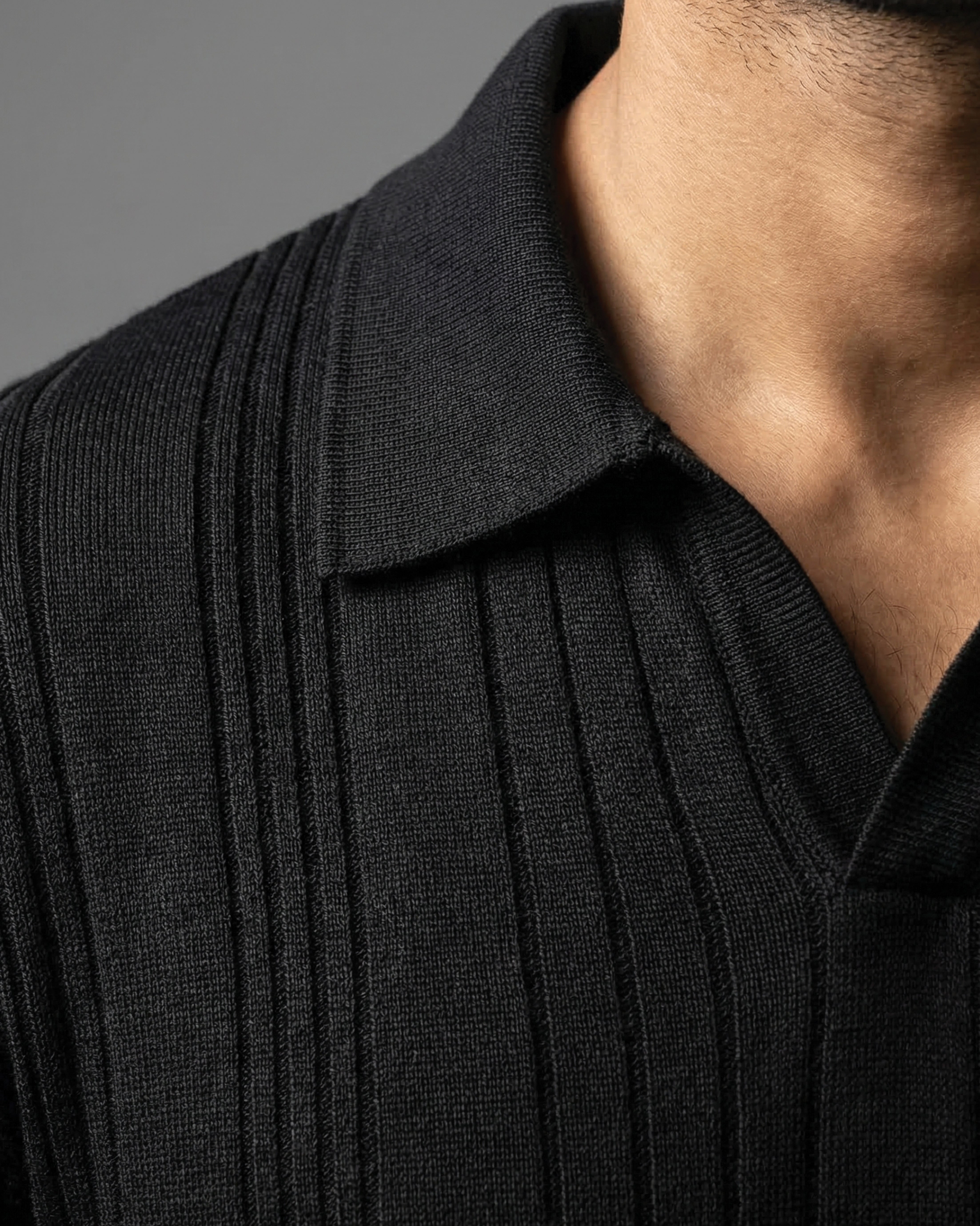 Ink Black Horizon V-Polo - 100% Cotton - II