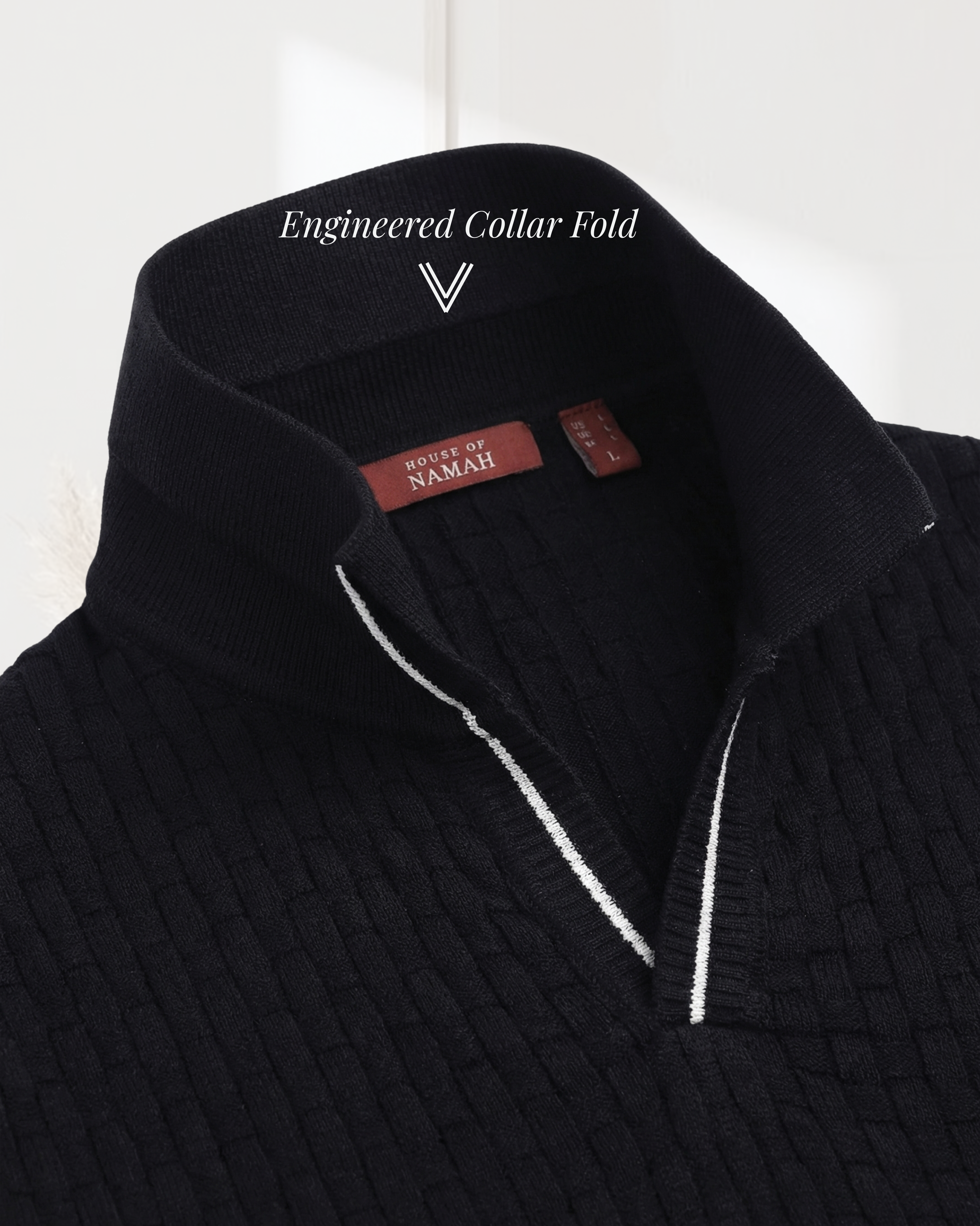 Soft White Piping Basket V-Polo