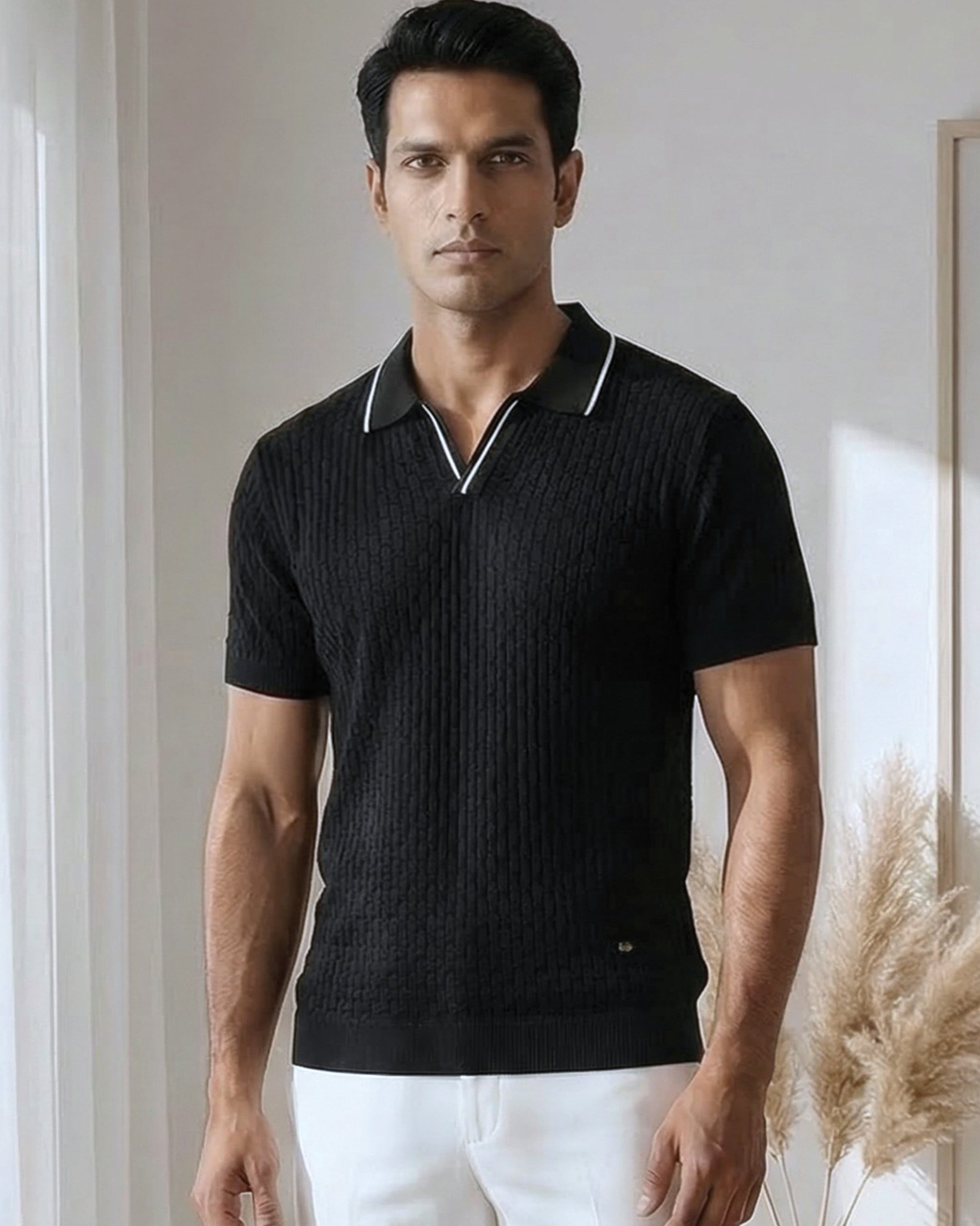 Soft White Piping Basket V-Polo