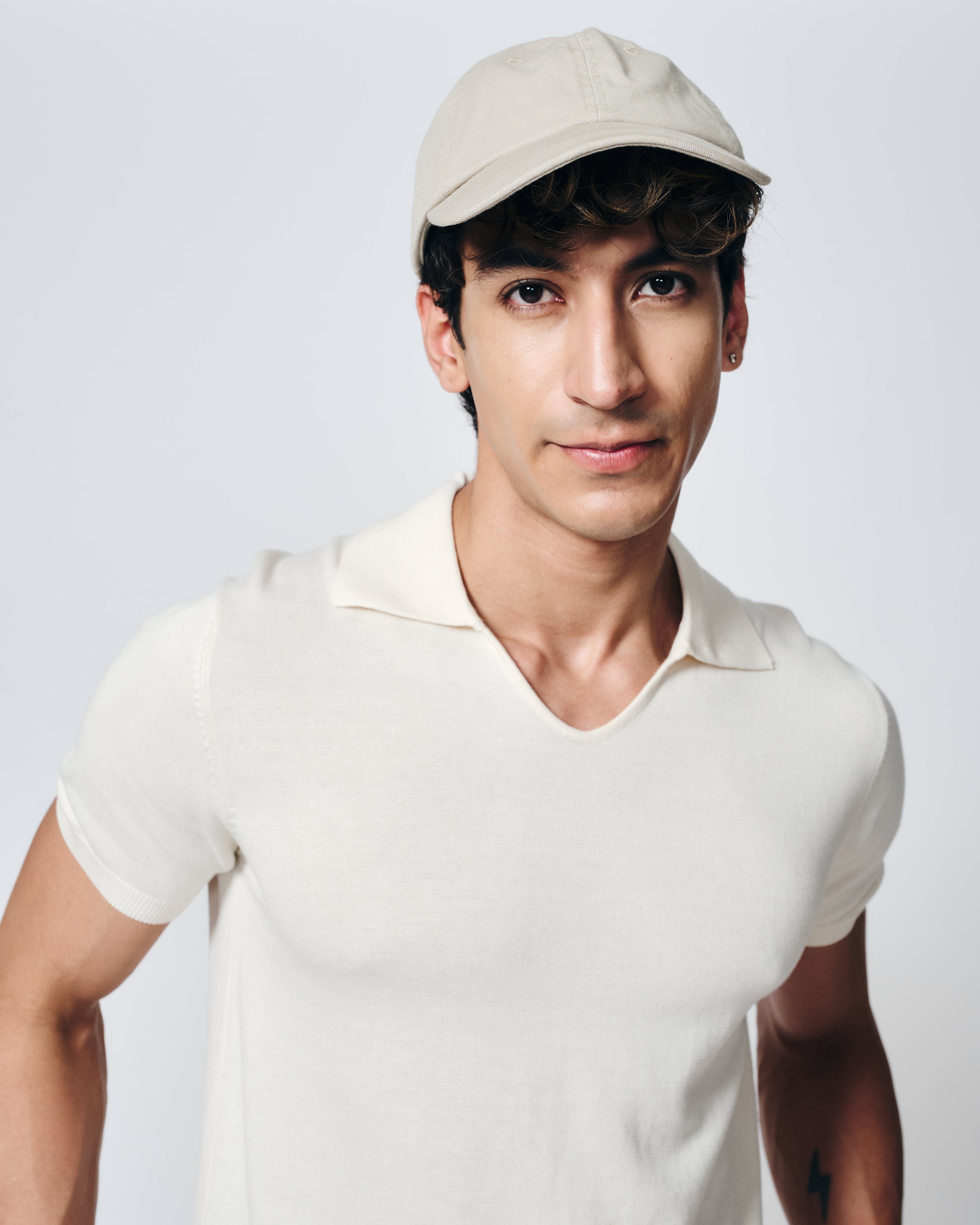 SOFT WHITE COTTON-BAMBOO U-NECK POLO T-SHIRT